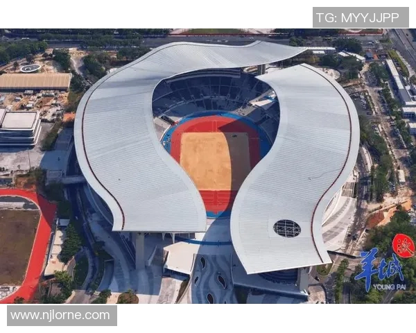 以r体育场地为核心打造多功能综合运动空间提升城市体育设施水平